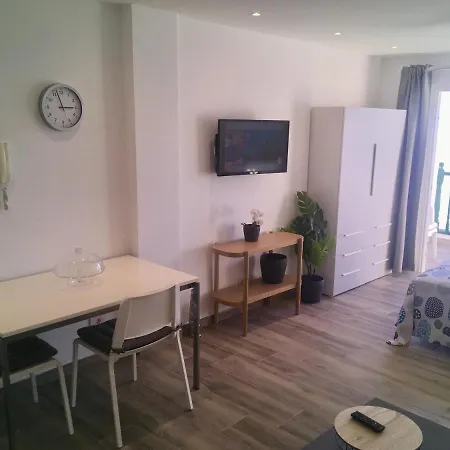 Look And Listen To The Ocean Like Never Before Appartement