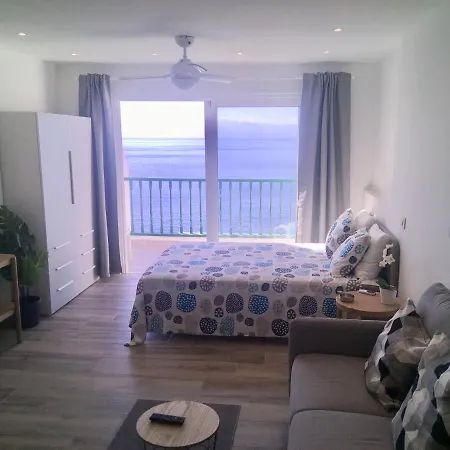 Look And Listen To The Ocean Like Never Before Apartment Puerto de Santiago (Tenerife)