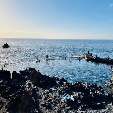 Look And Listen To The Ocean Like Never Before Apartment