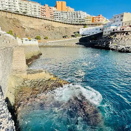 Look And Listen To The Ocean Like Never Before Apartment